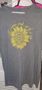 Sunflower tee size 2X